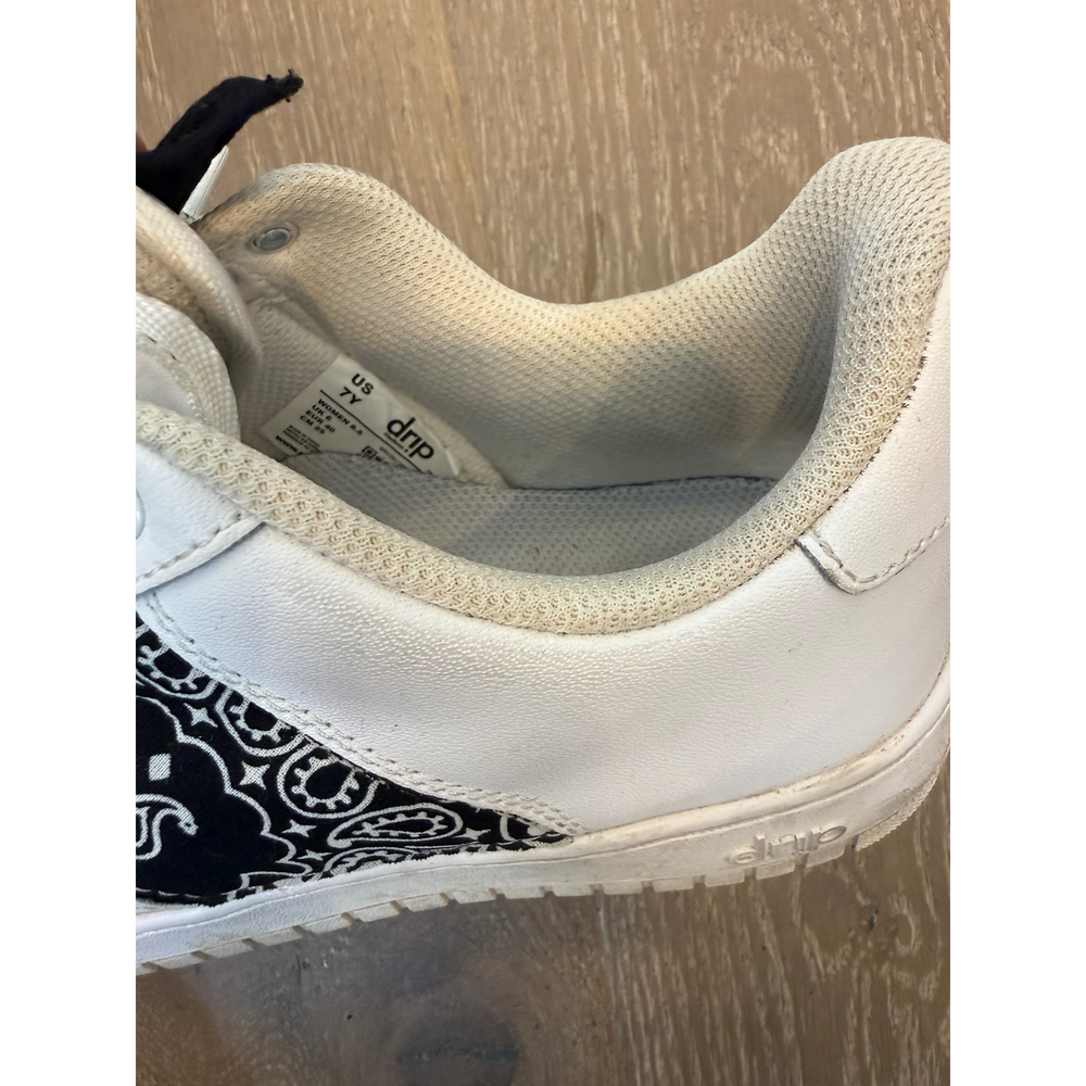 Drip, User: Mtinsta101@gmail.com Drip White and Black Bandana Low Top Nike Sneak - Picture 5 of 5